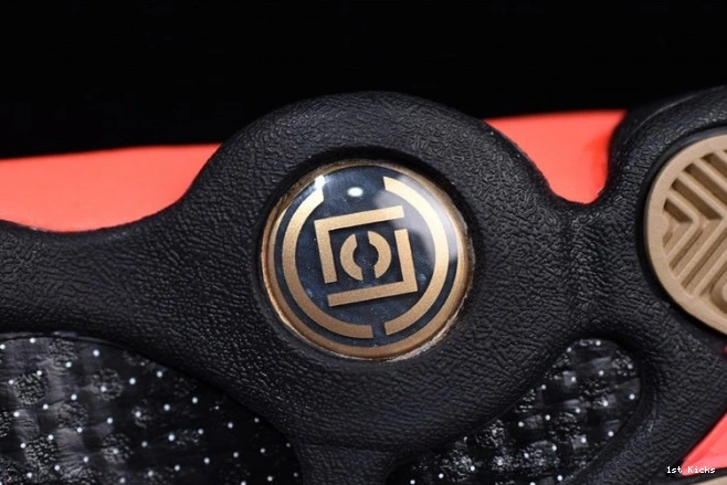 1st Kicks Shoes 13 Air AT3102-006 Low Infrared x Jordan Black Clot 0701